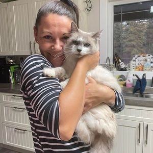 Meet your Posher, Amanda